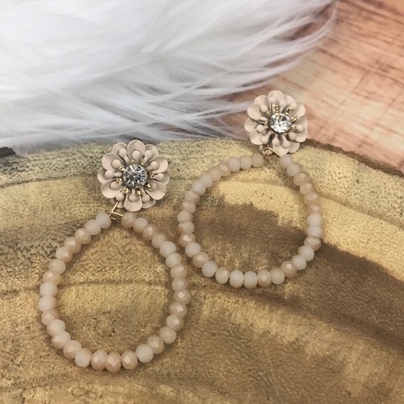 SOLD << Flower Rhinestone Bead Hoop Earrings >> - Picture 5 of 5